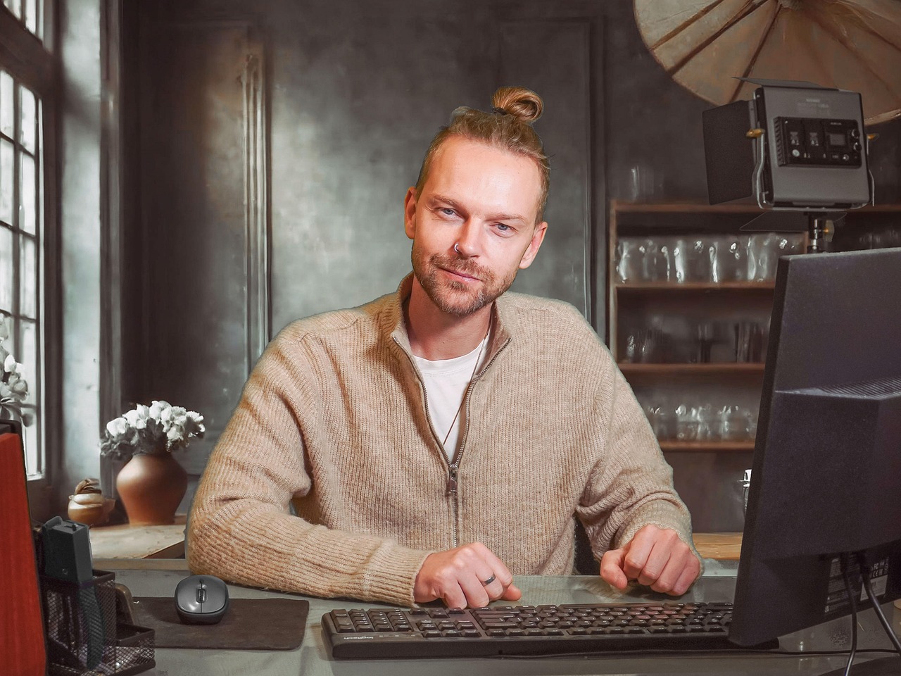 man, desk, computer, adult, blond, pc, desktop, studio, study, studying, learning, typing, working, office, work, business, online, technology, handsome, male, internet