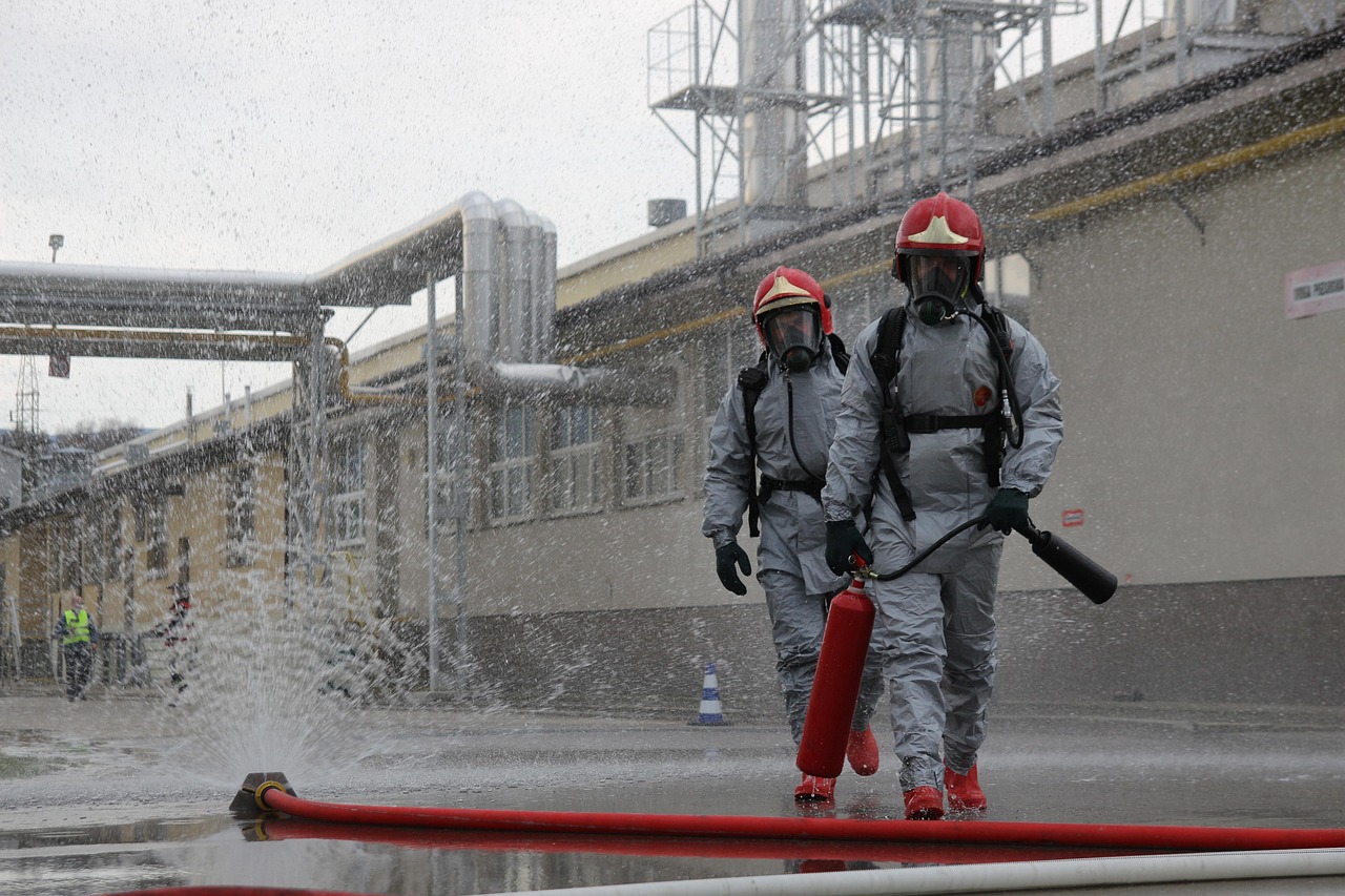 chemistry, poisoning, help, nature, fire, ammonia, rescue, environment, fire department, hydrant, water