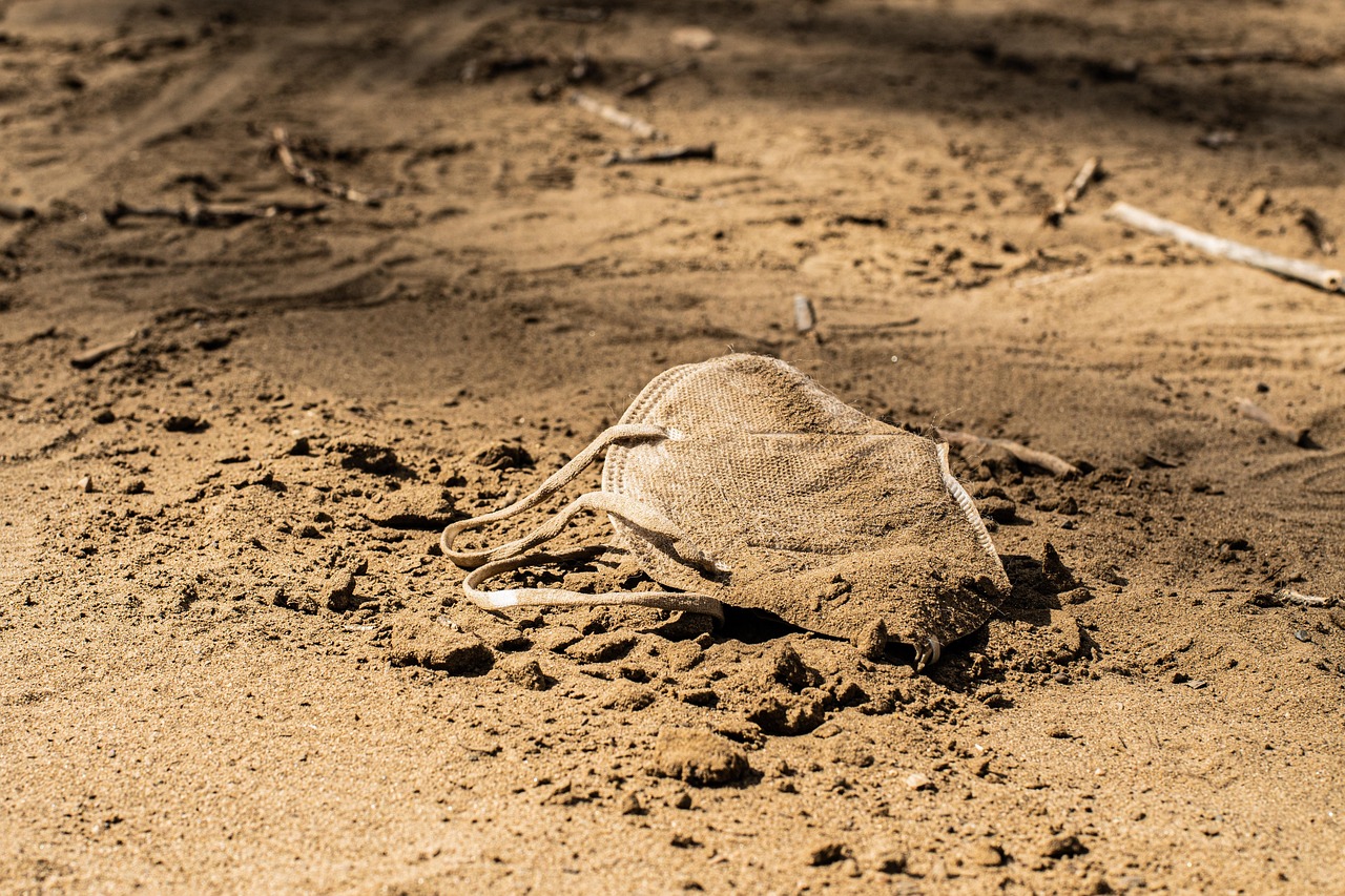 mask mandate, face mask, trash, garbage, ground, dirt