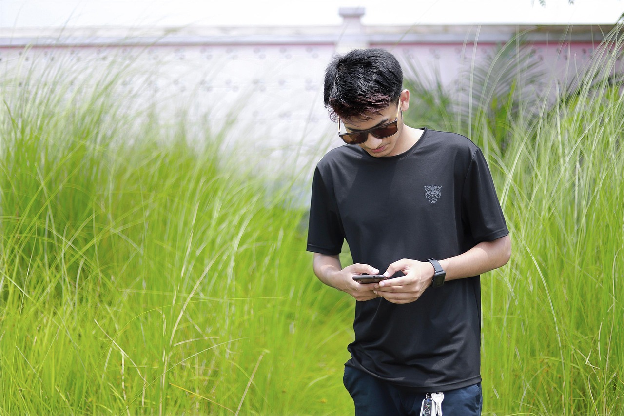smart boy using mobile pic download, boy using phone pic download, attitude boy nature background, boys cool images, romantic boy, beautiful boy pictures, boys pictures