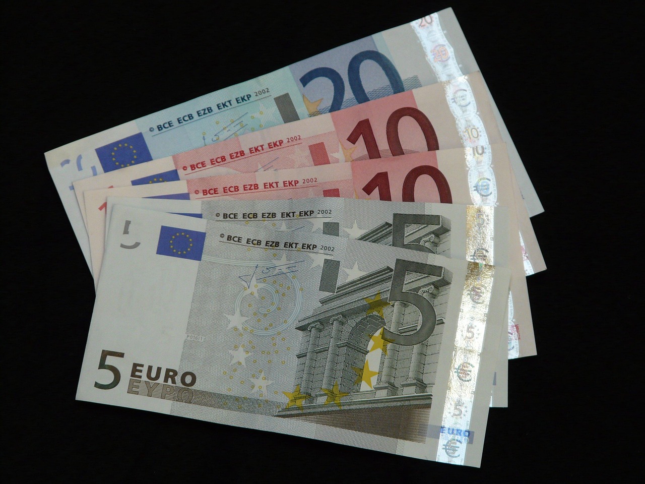 money, banknotes, euro, worth, precious, pay, paper money, seem, euro, euro, euro, euro, euro, worth, worth
