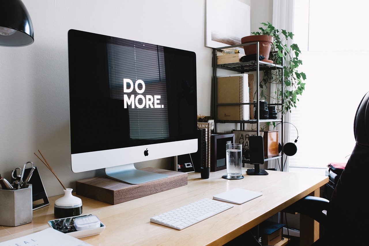 computer, keyboard, apple, electronics, modern, technology, business, office, school, work, desk, computer, computer, keyboard, electronics, electronics, electronics, technology, business, business, office, office, office, office, school, school, school, school, school, desk, desk