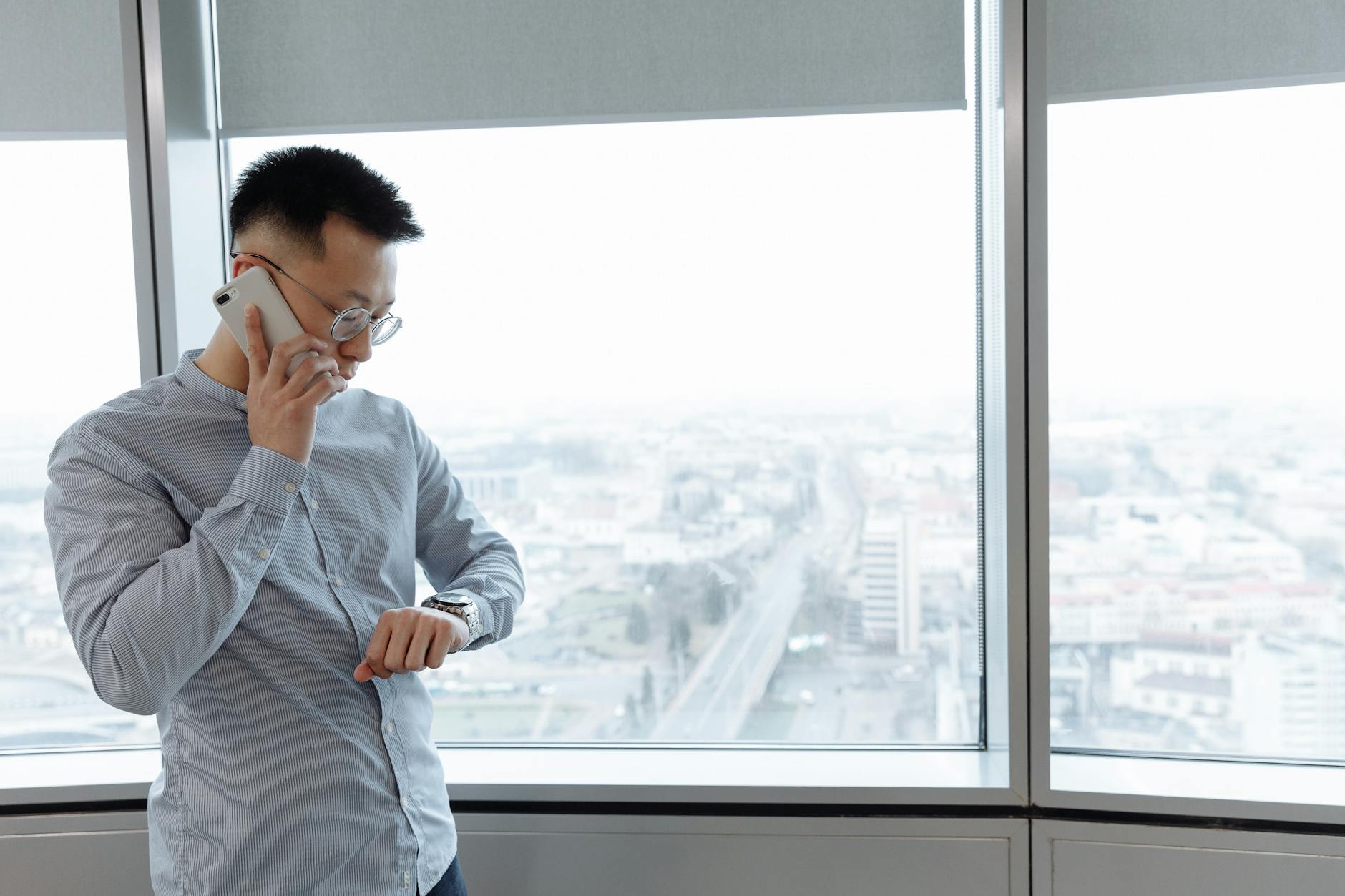 Tampa business owner reviewing leads on dashboard