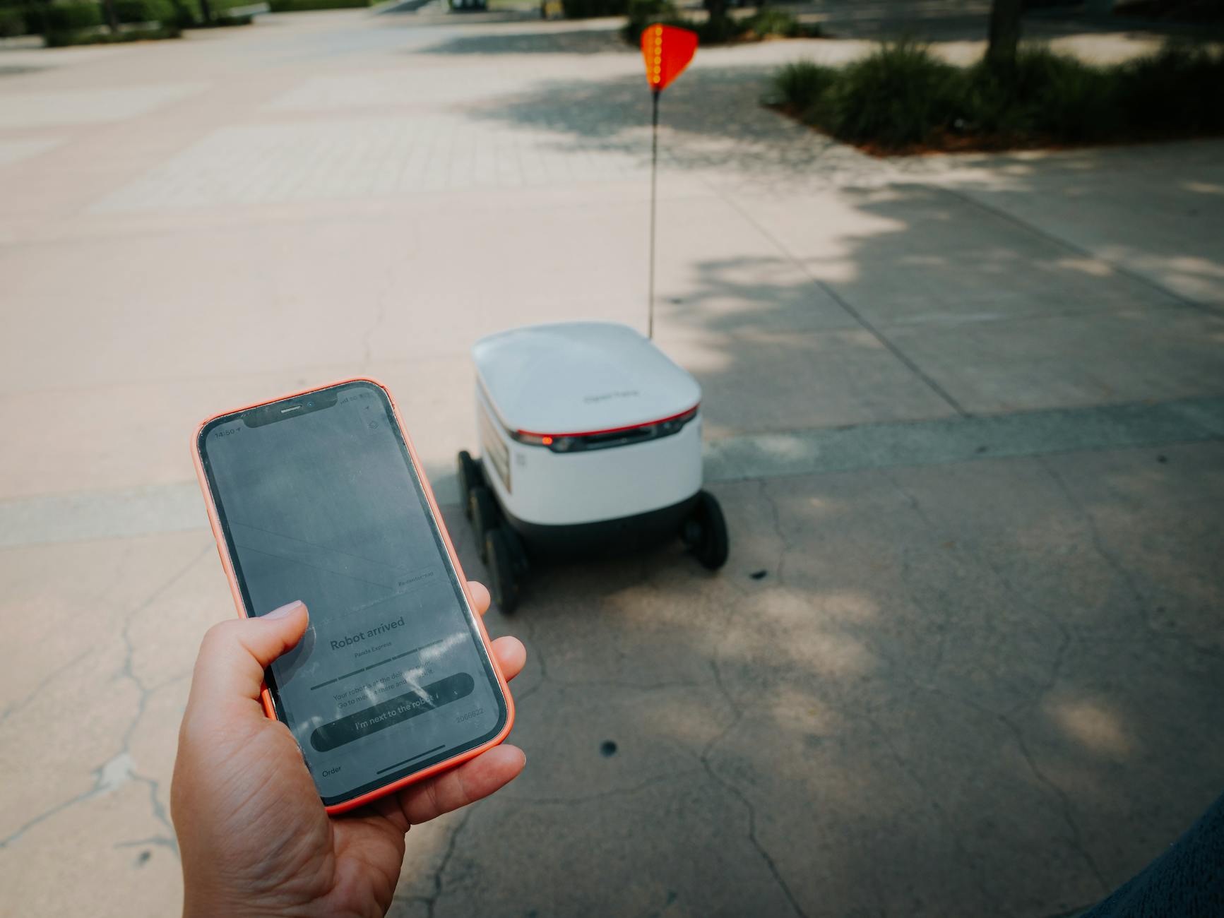 DoorDash AI Training: Couriers Crushing Delivery Rivals in 2026