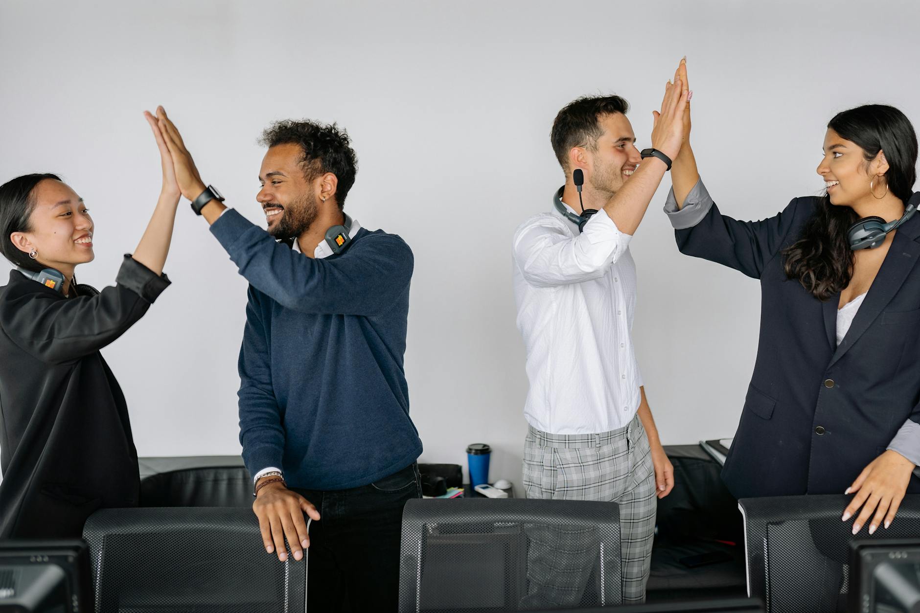 AI Business Growth: From Zero to $1.8B – Founders Act Now
