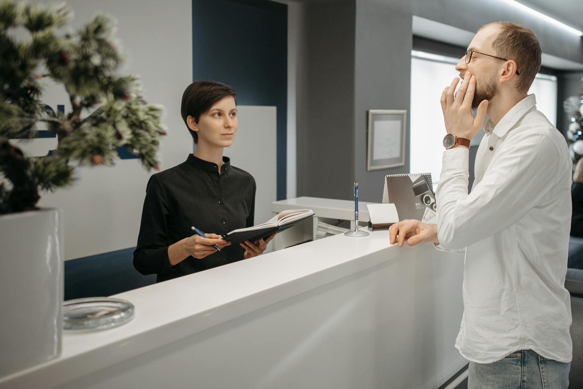 AI Receptionist in Los Angeles, CA — 24/7 Virtual Front Desk