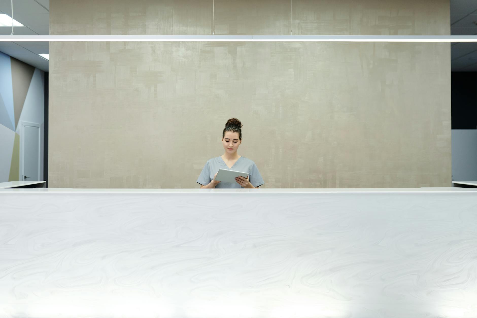 AI Receptionist in Louisville, KY — 24/7 Virtual Front Desk