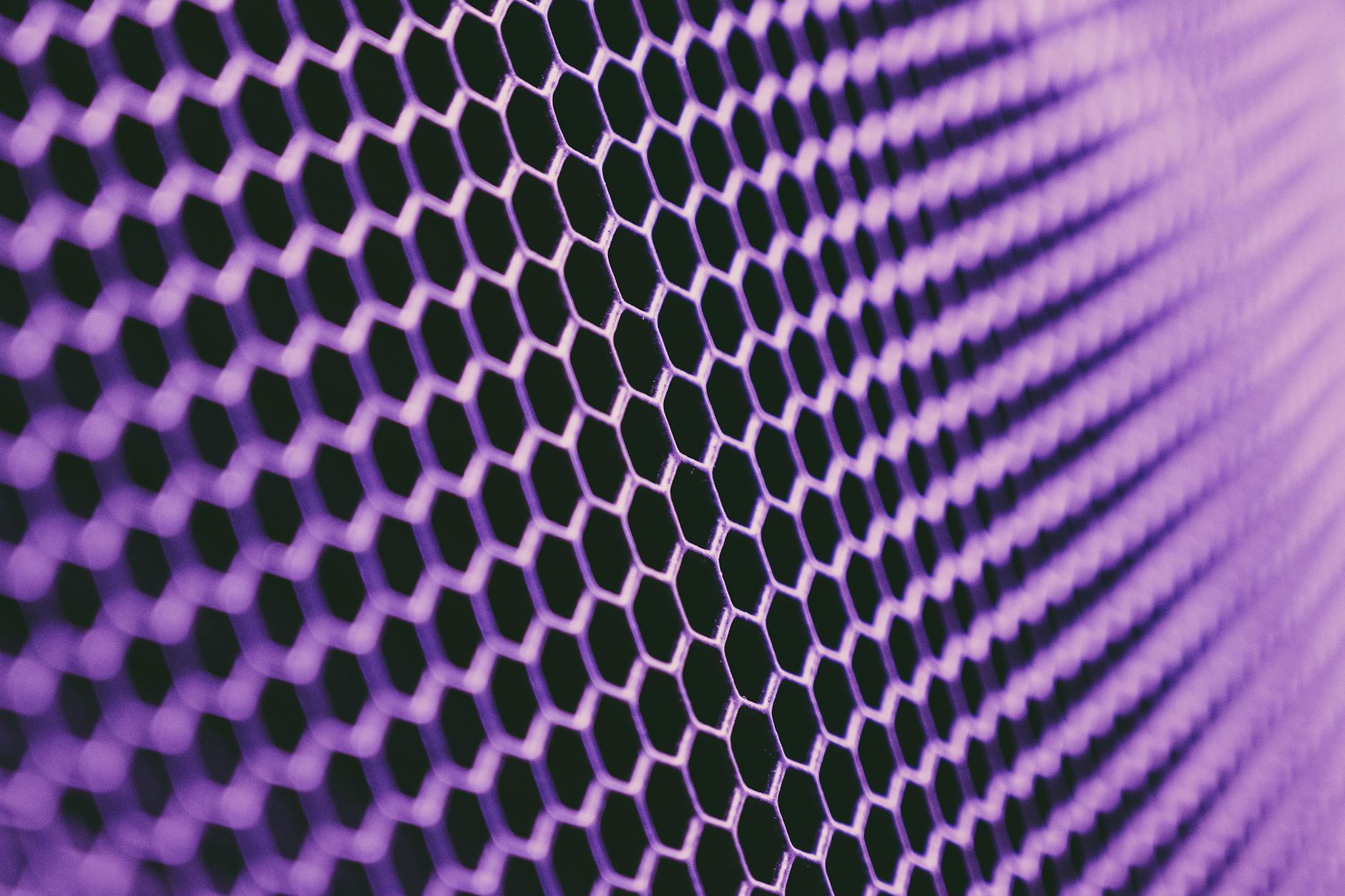 AI Memory Demand Surge: Dell's Supply Crunch Warning