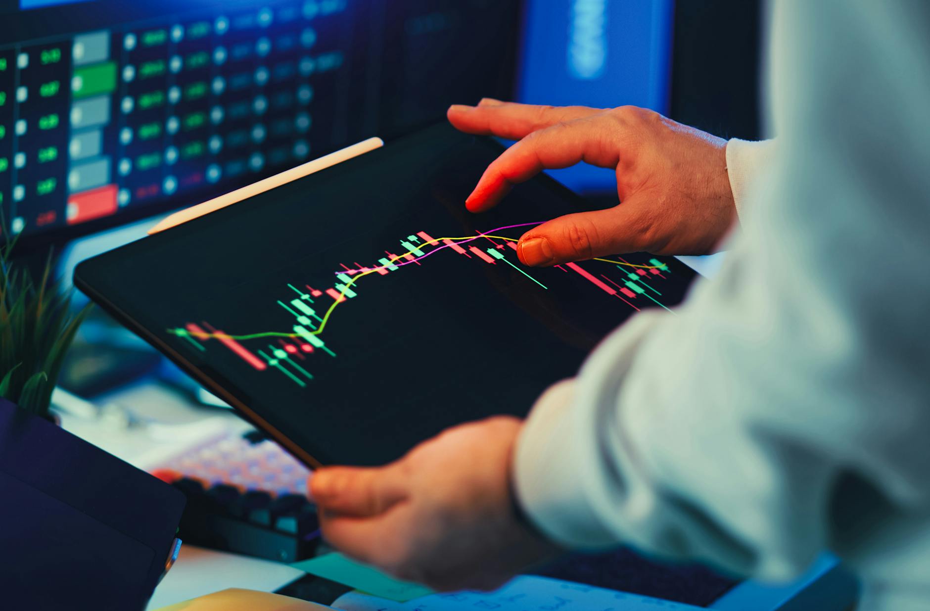 Digital analytics dashboard with privacy shields