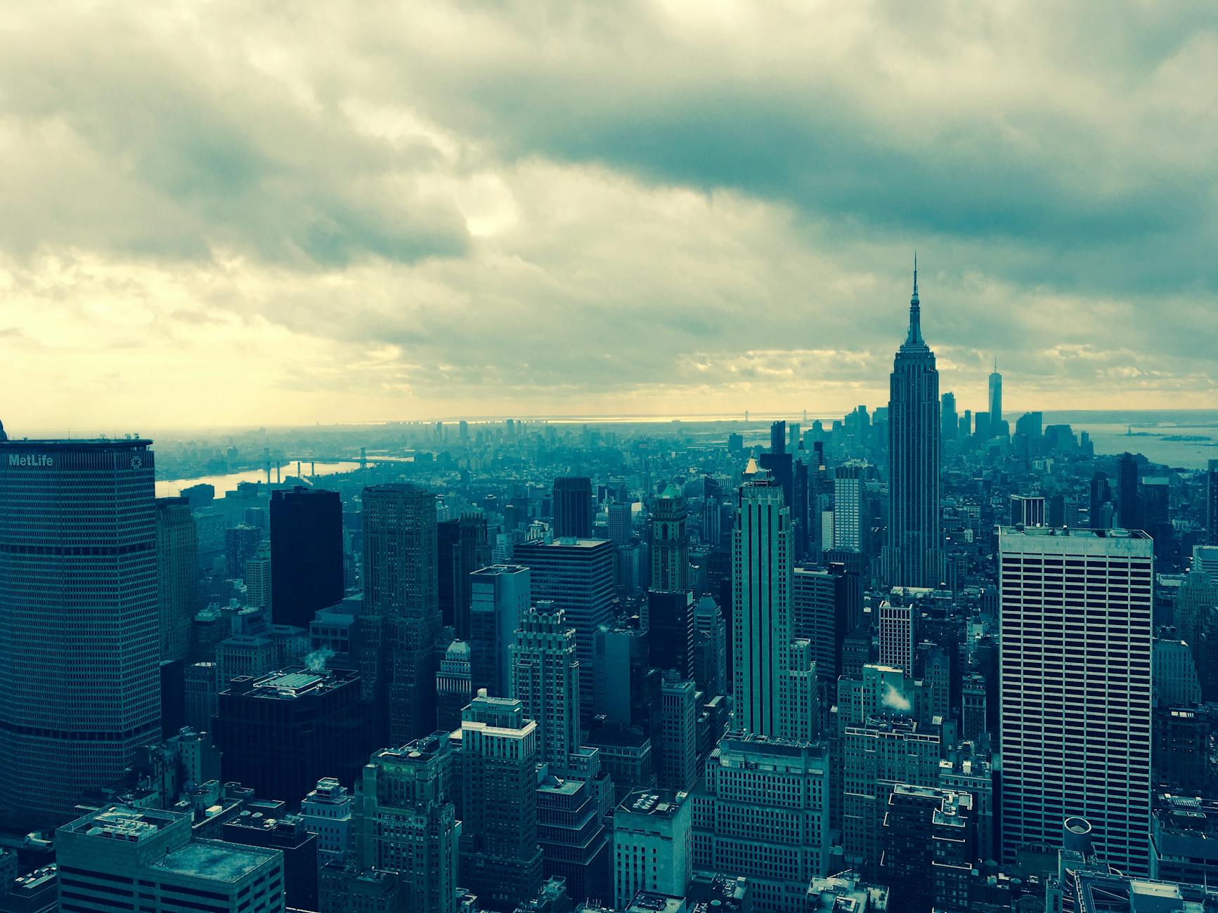AI SDR technology in bustling New York City offices