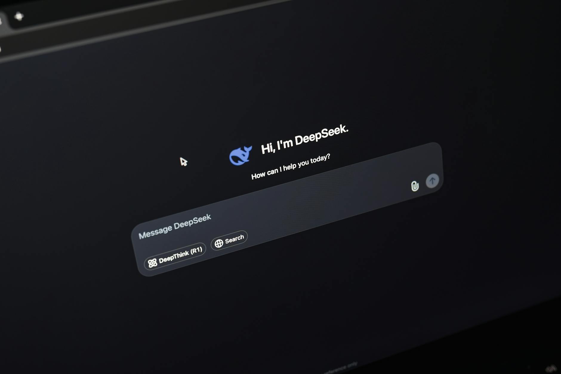 Sinais de alerta em interface de IA
