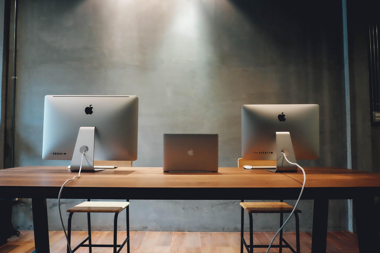 workspace, desk, computers, laptop, desktop, table, office, business, home, building, work, device, screen, technology, design, modern, notebook, digital, internet, workplace, workspace, workspace, desk, desktop, office, office, office, office, office, workplace