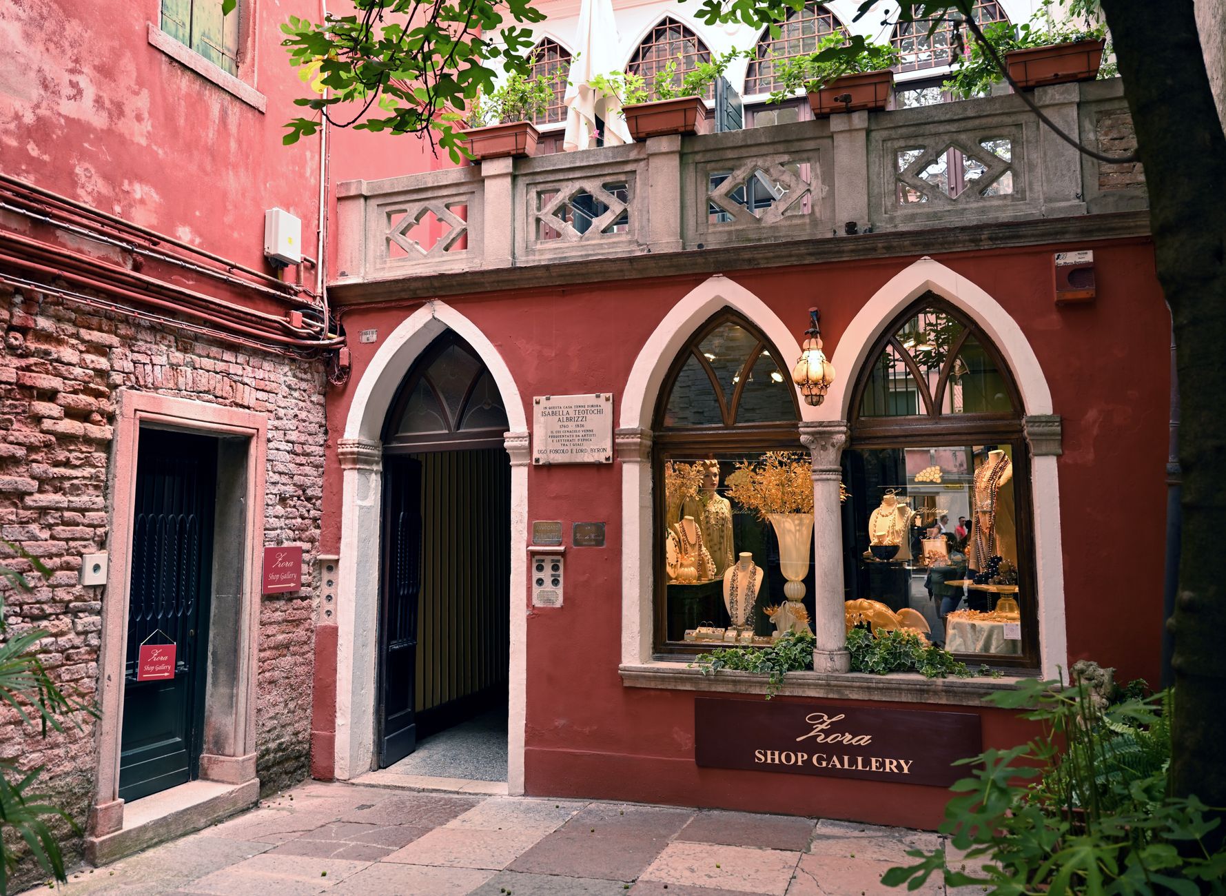 A picturesque Venetian shop displayed in a vibrant setting, capturing the essence of classic Italy.
