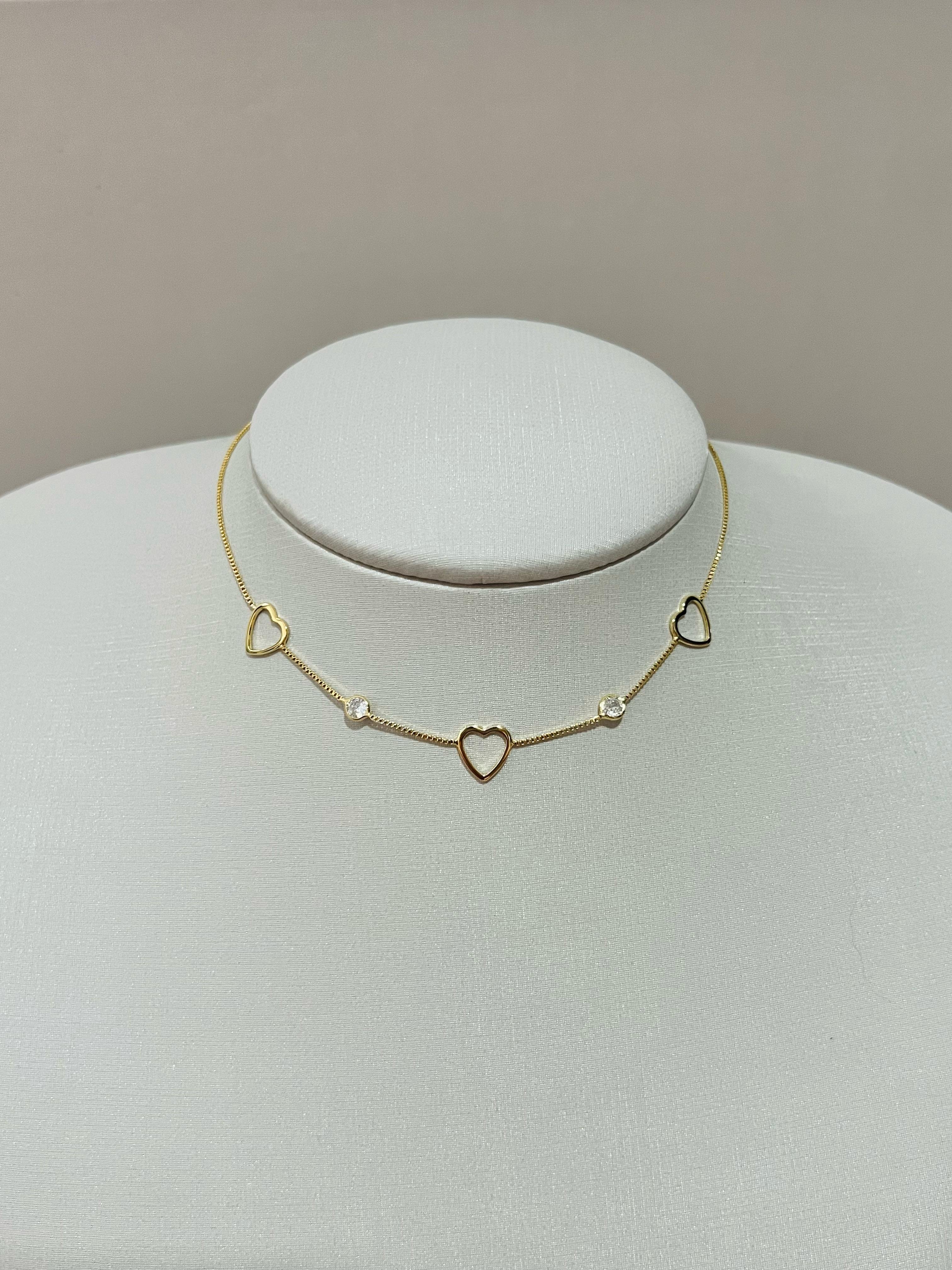 CHOKER ZIRCÔNIAS E CORAÇÕES VAZADOS