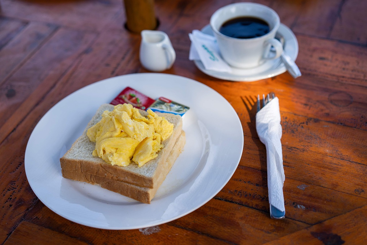 breakfast, coffee, hotel, coffee cup, egg, morning, bread, cup