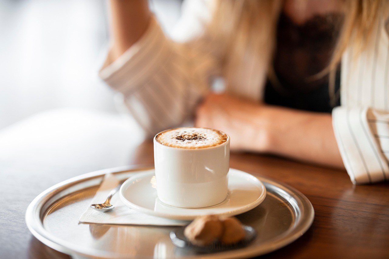coffee, beverage, drink, cup, caffeine, espresso, cappuccino, breakfast, hot drink, hot beverage, hot coffee, food, delicious, restaurant, coffee cup, cafe