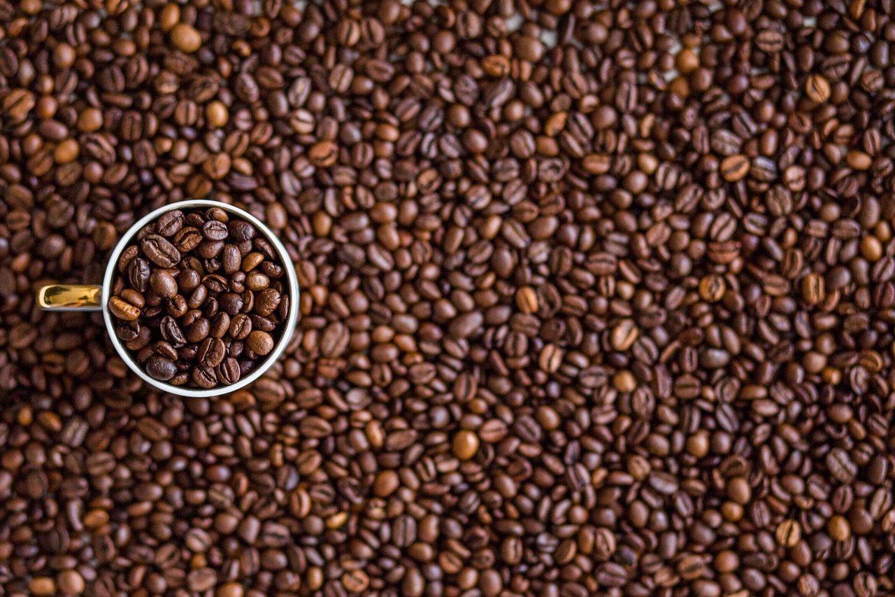 coffee, coffee beans, coffee cup, cup, mug, beans, roasted, roasted coffee, roasted coffee beans, brown, caffeine, food, cafe, roast, aroma