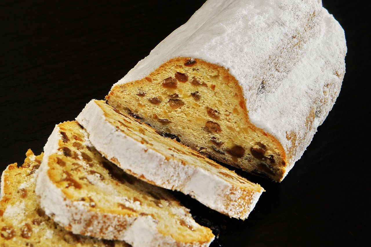 christmas chairs, cake, eat, delicious, sweet, sukat, german, specialty, food, coffee accessories, baked, stollen, stollen, stollen, stollen, stollen, stollen