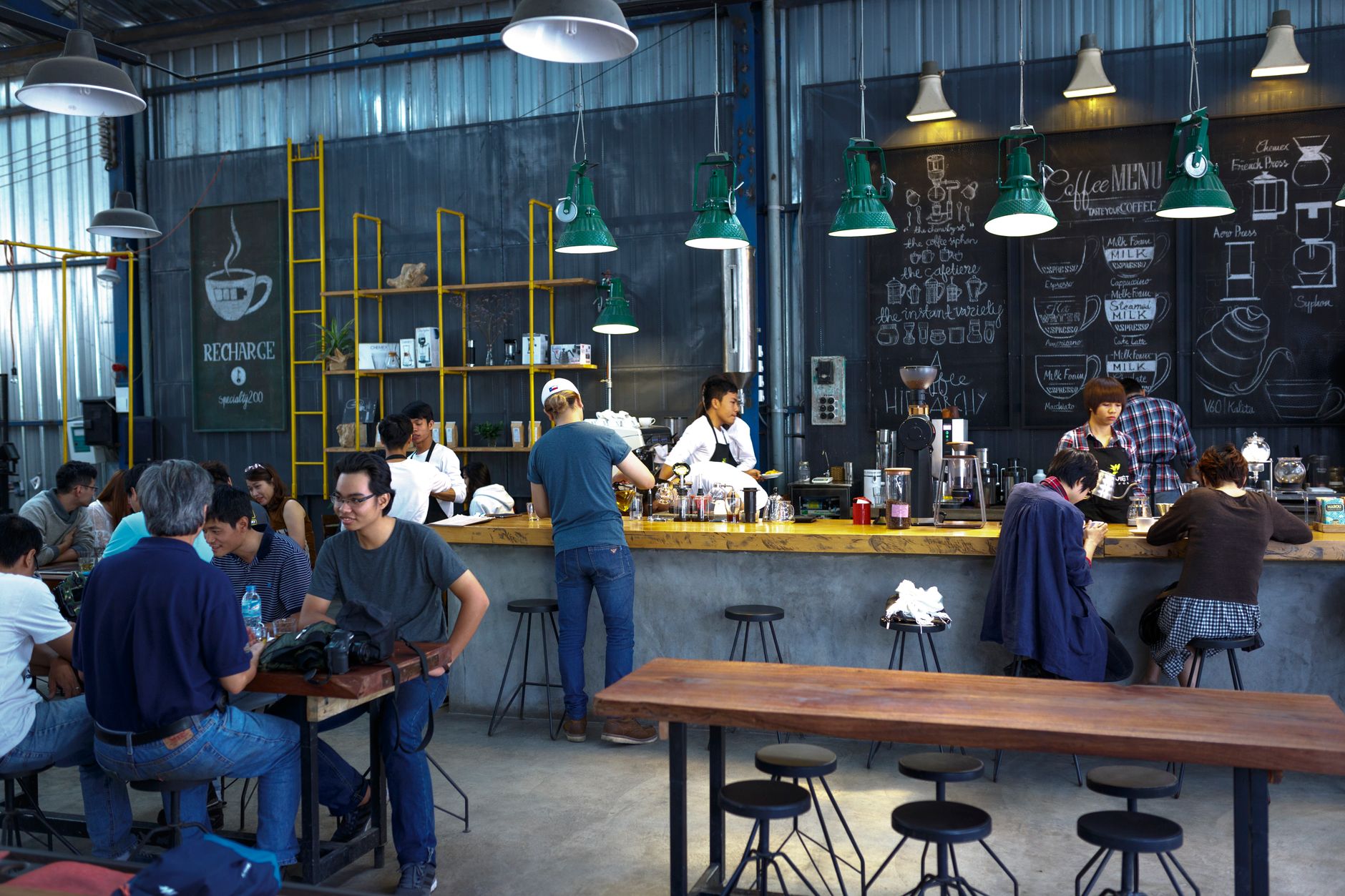 Barista-style bean to cup machine in Detroit cafe
