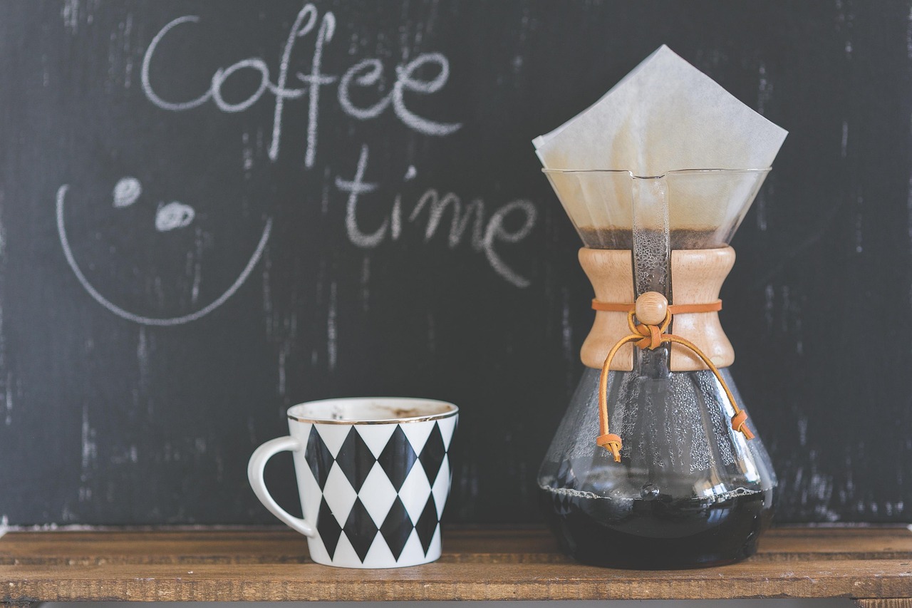 coffee, coffee cup, drink, beverage, consume, cup, hot, morning, breakfast, gray coffee, gray cup, gray breakfast, gray morning