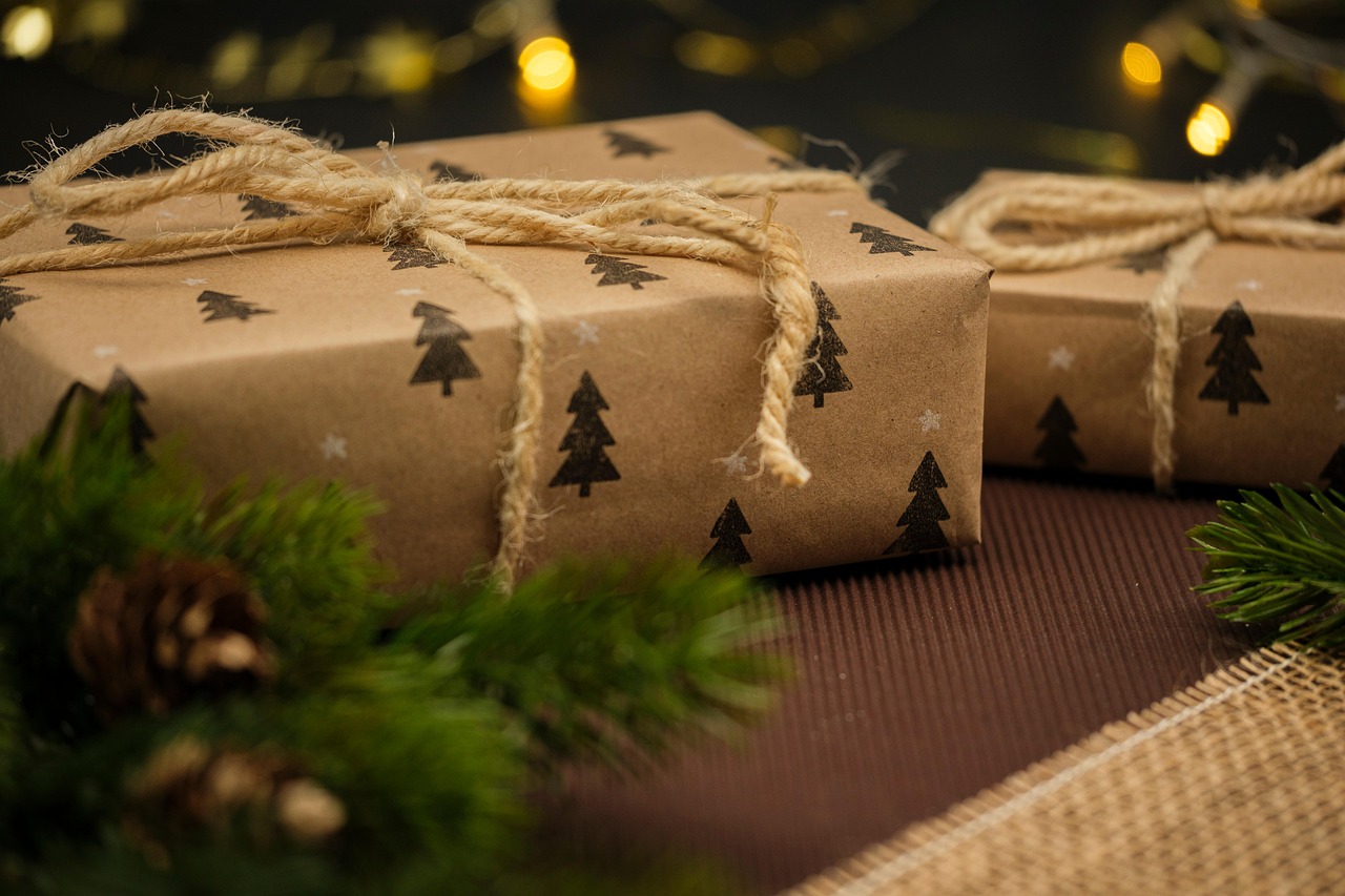 christmas, christmas time, gifts, surprise, christmas decoration, deco, package, parcel, ribbon, christmas, christmas, christmas, christmas, christmas, gifts, gifts, surprise, parcel, parcel