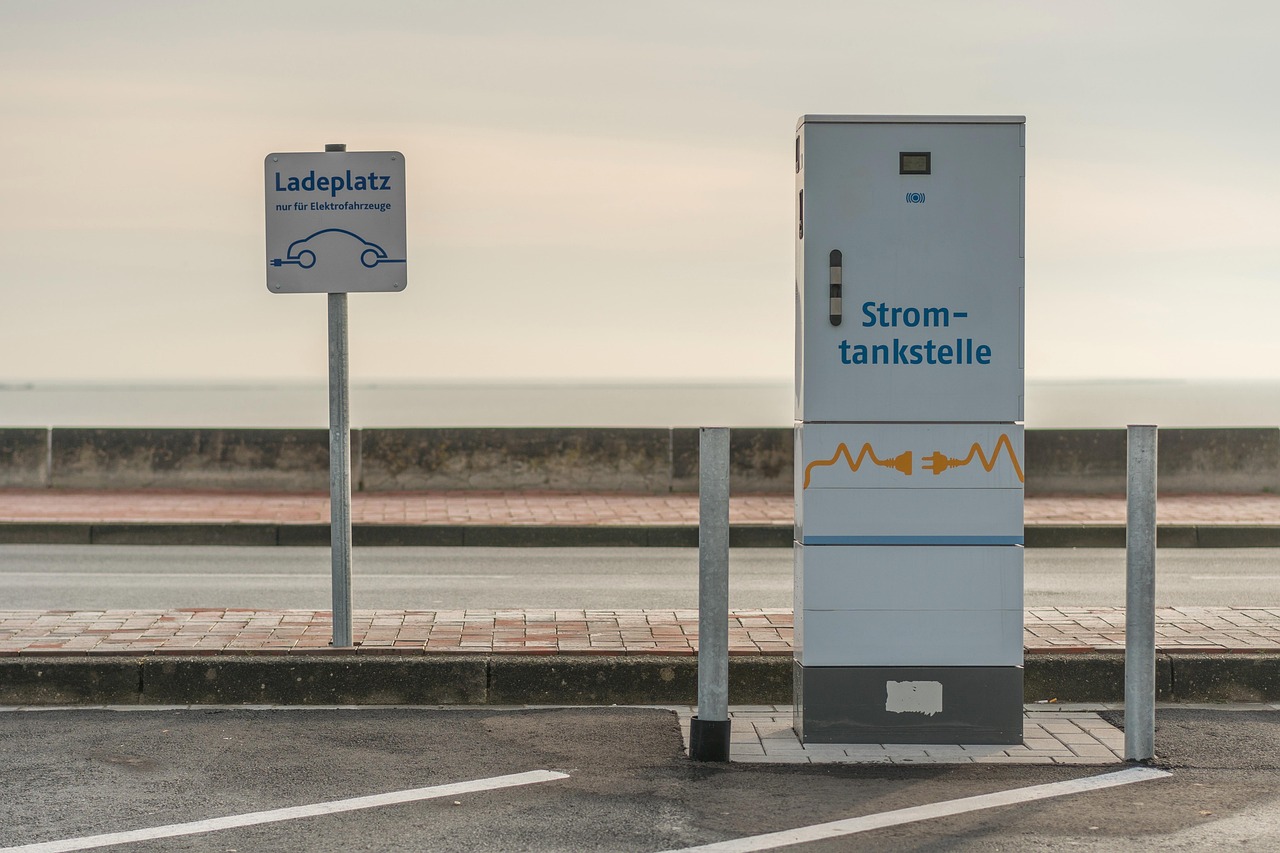 charging station, e mobility, energy, loading column, electric car, e-mobile, e car, electric mobility, traffic turning, electric drive, electricity, loading possibility, gas station, battery, load time, environment, e-gas station, mobility, electro, charging station, charging station, charging station, electric car, electric car, electric car, electric car, electric car, battery, battery, battery