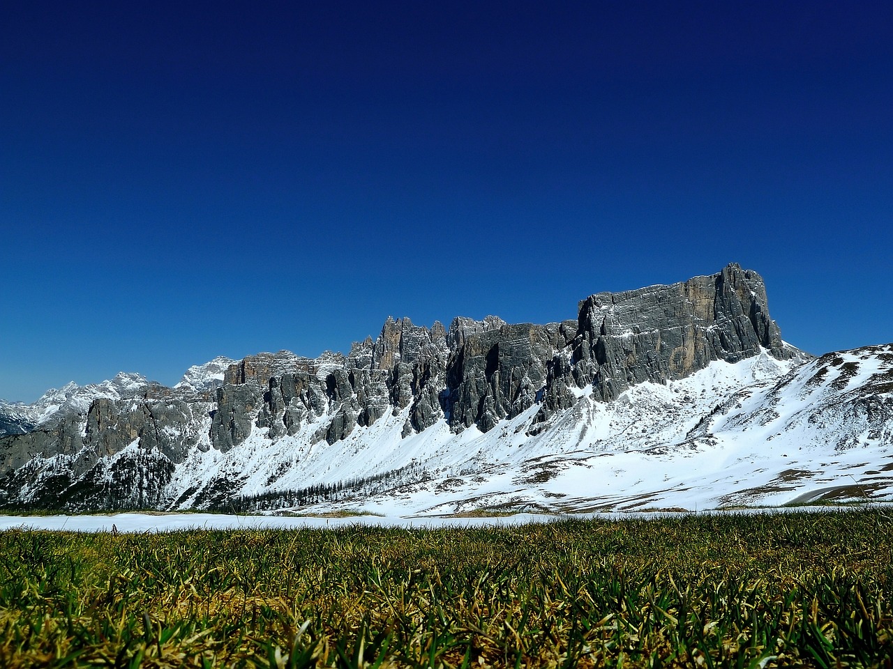 mountains, snow, meadow, field, mountain range, mountainous, alpine, alps, scenery, countryside, nature, dolomites, croda da lago, giau pass, cima ambrizzola, italy, mountains, mountains, mountains, mountains, mountains, mountain range, mountain range, mountain range, alps, scenery, scenery, nature, dolomites, dolomites, dolomites, italy