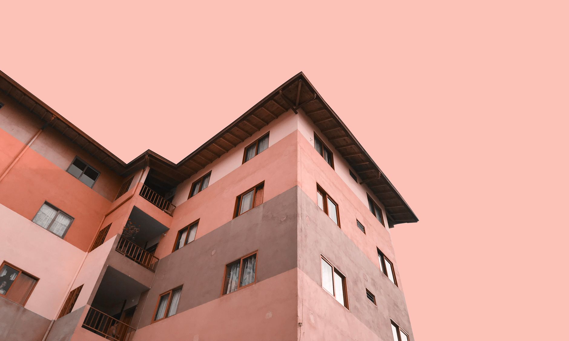 Obra de studio moderno em construção no Rio de Janeiro
