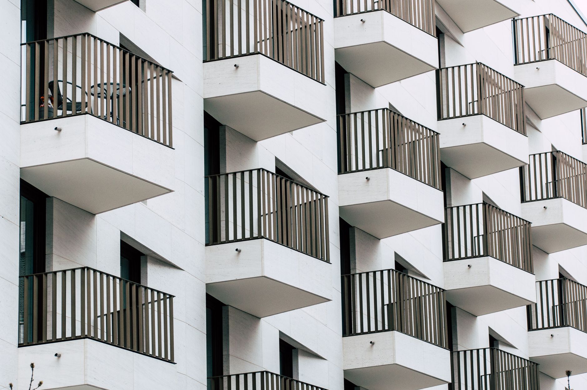 Assinatura de contrato imobiliário com especialista