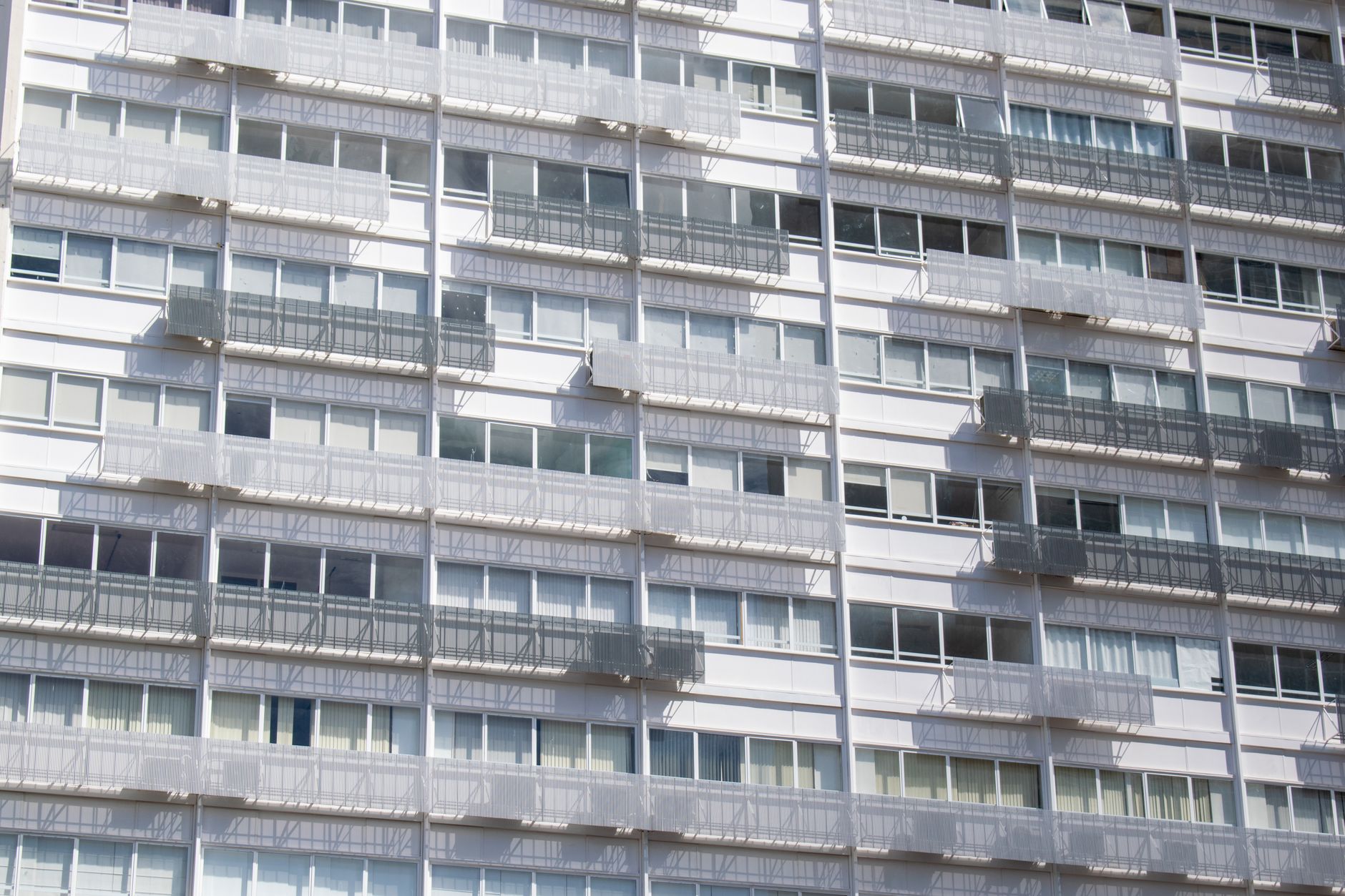 Sala de estar mobiliada em apartamento de temporada em Copacabana