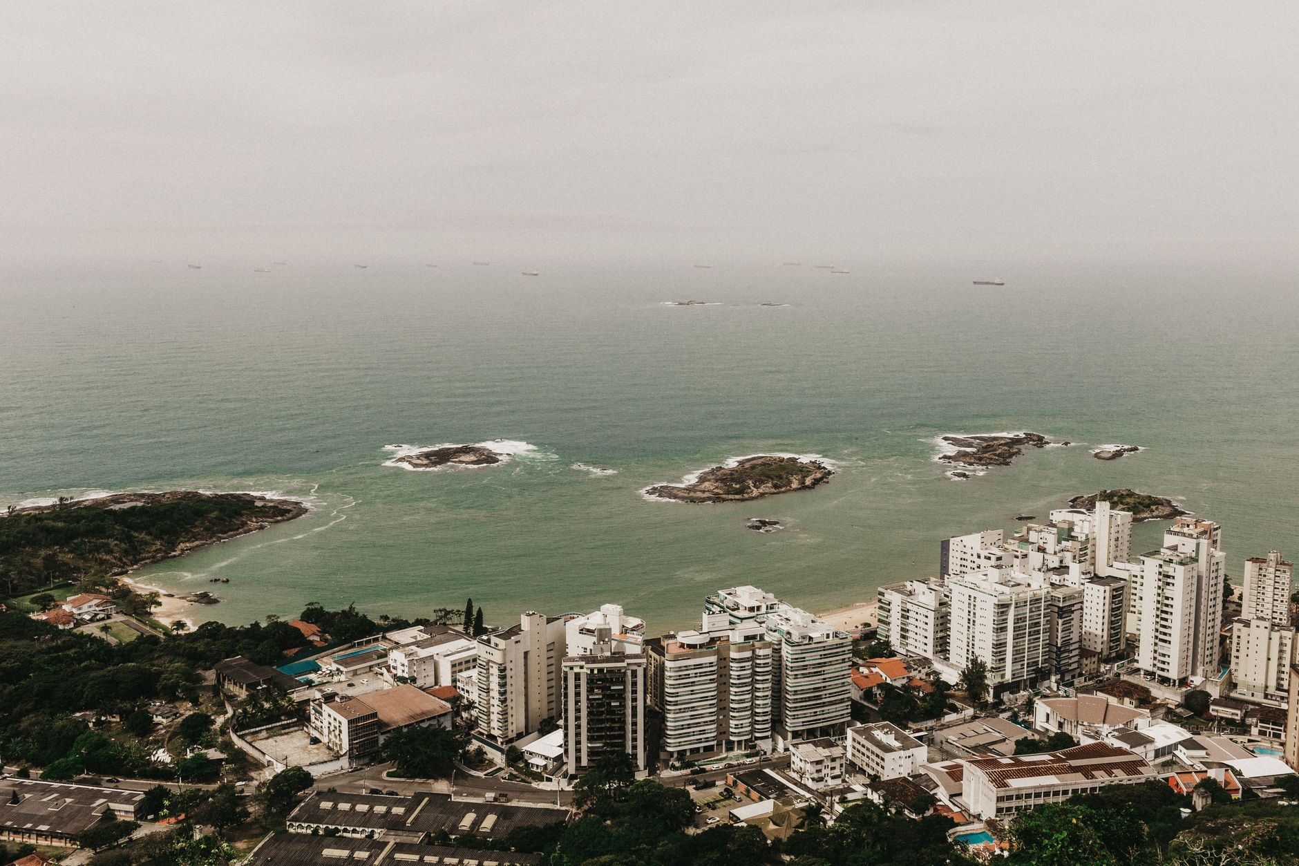 Edifício residencial de alto padrão na região da Lagoa Rodrigo de Freitas no Rio de Janeiro