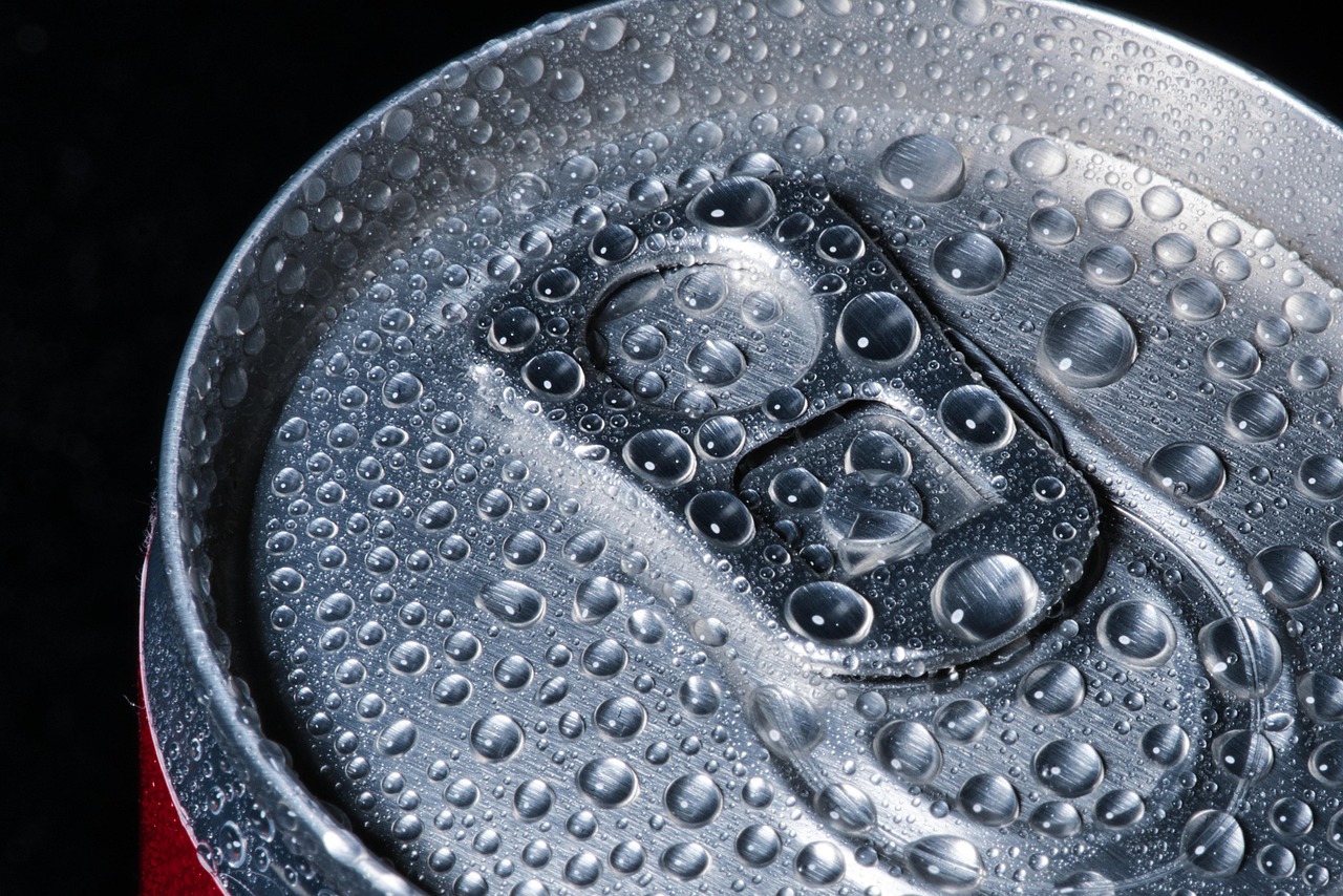 beverages, sparkling wine, drink, wet, drip, refreshment, metal, nature, aluminum, glittering, water, drop of water, cola can