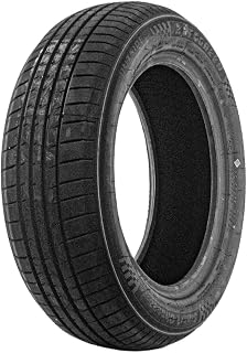 Pneu Pirelli 185/65 R15 em close-up, mostrando detalhes da banda de rodagem