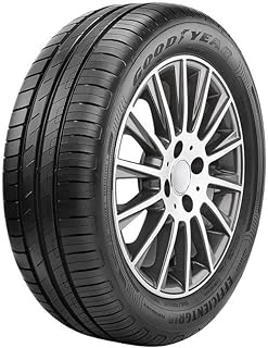 Pneu Goodyear 195/60 R16 montado em veículo