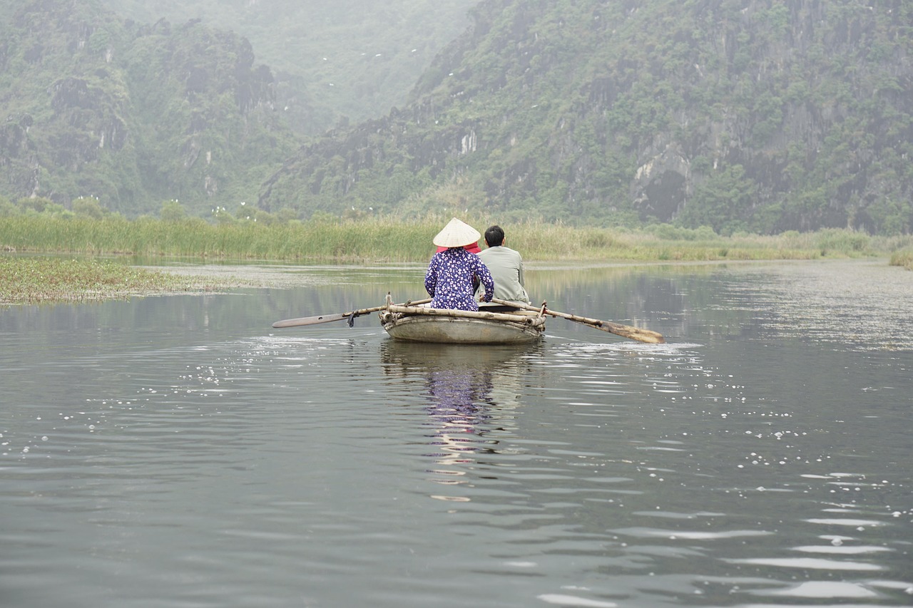 van long dress, ninh binh, gia vien, van long, rowing, mountain, nature, dress, boat