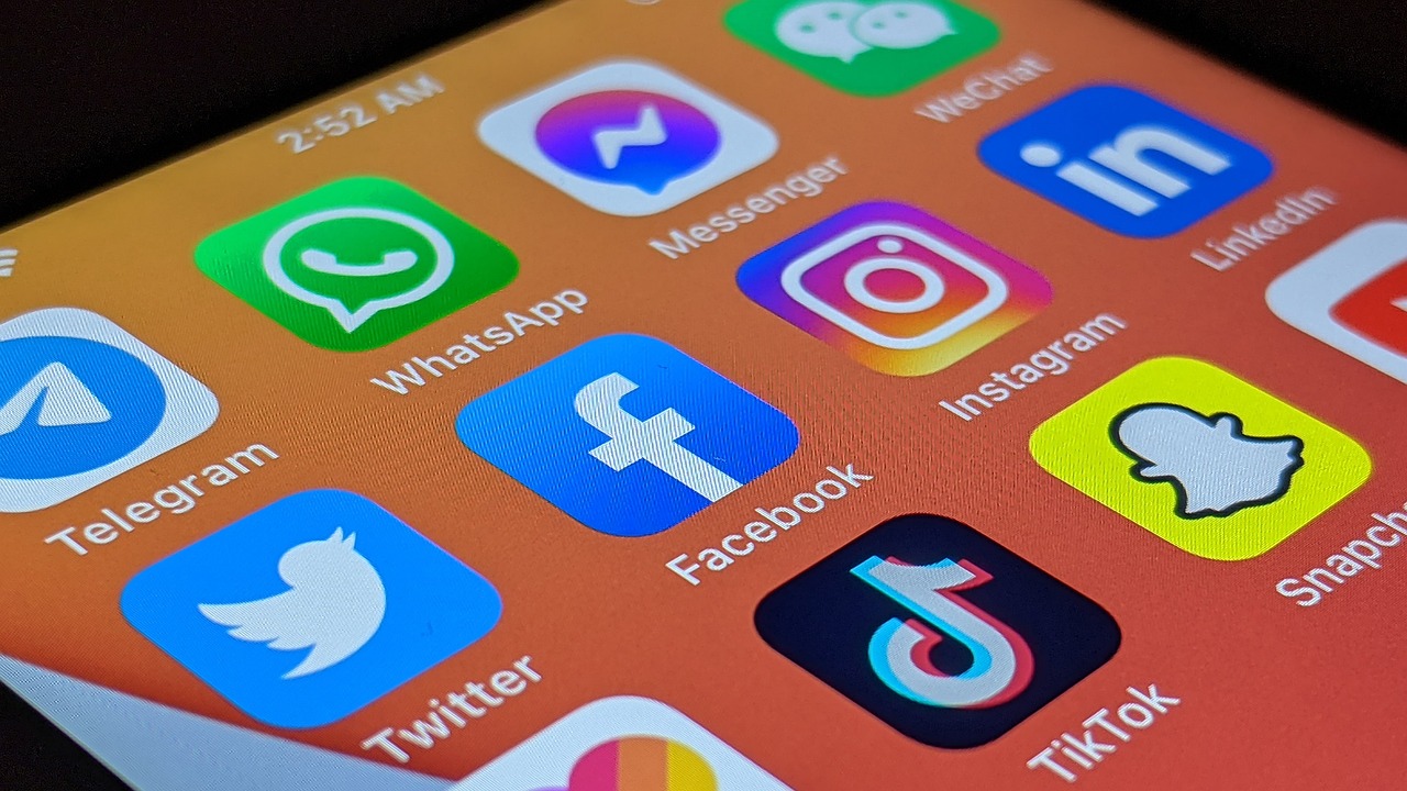 social media, communication, network, connection, online, facebook, mobile, media, application, icons, youtube, technology, message, internet, messaging, telegram, social media, social media, social media, social media, social media, youtube