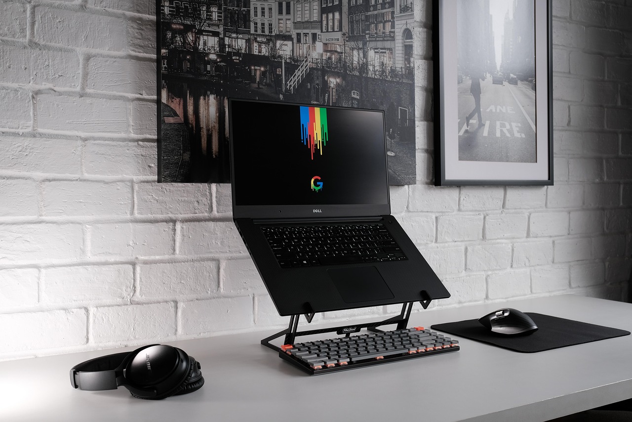 laptop, desk, office, workspace, office space, digital nomad, laptop stand, laptop riser, mechanical keyboard, headphones, computer mouse, mouse pad, work, remote work, freelance, marketing, google, computer, digital nomad, laptop stand, laptop stand, laptop stand, laptop stand, laptop stand, remote work, remote work, google