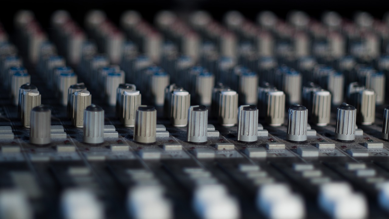 pa, sound system, music, audio system, cd player, jukebox, mixer, audio, sound studio, studio, volume, sound, mix, technology, music studio, equipment, dj, entertainment, controller, stereo, digital, sound system, sound system, sound system, sound system, sound system, audio system, jukebox, audio
