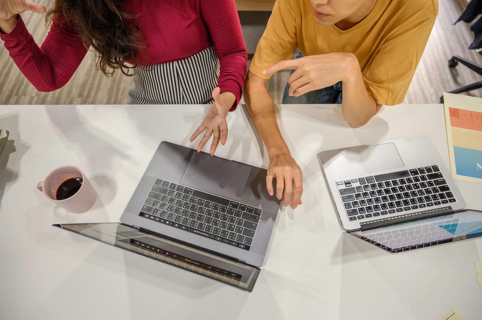 Especialistas analisando dados de Google Ads em Mauá