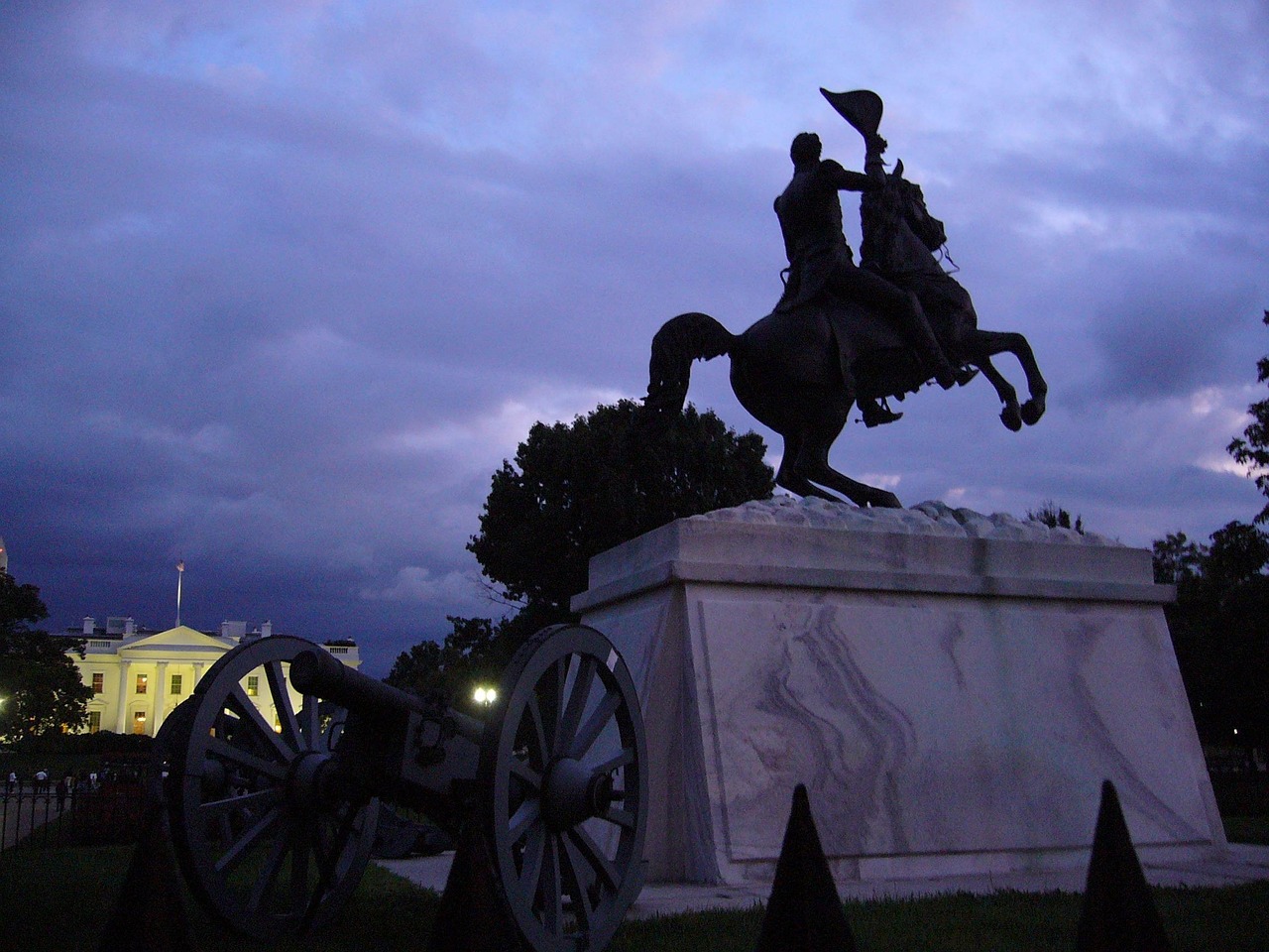 washington, in the evening, white house, statue, cannon