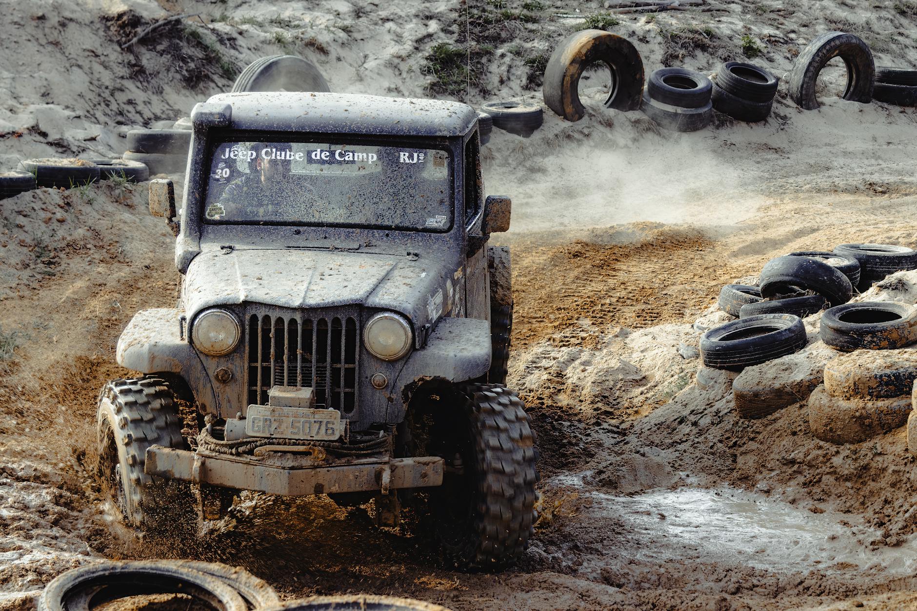 Pneus Barum montados em carro na estrada brasileira