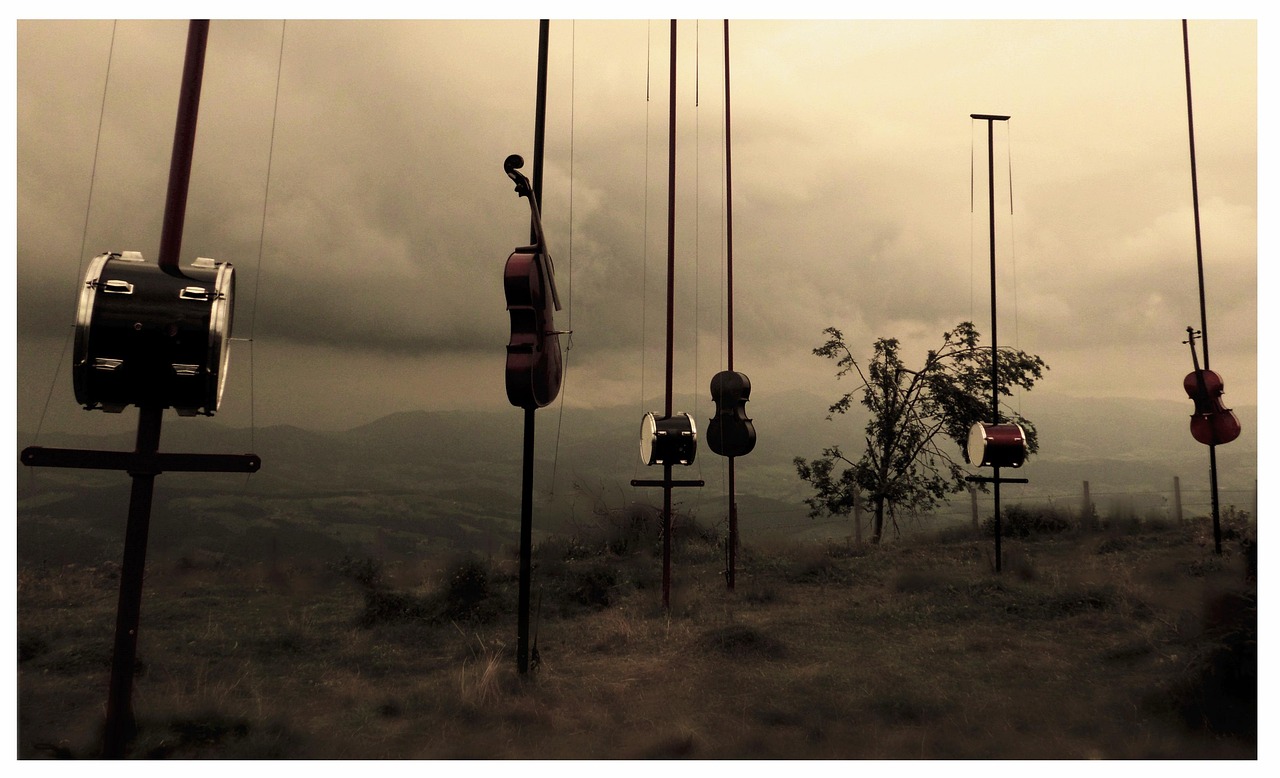 musical instruments, heaven, mountain, fertival, la strada, dramatic, clouds, nature, alps