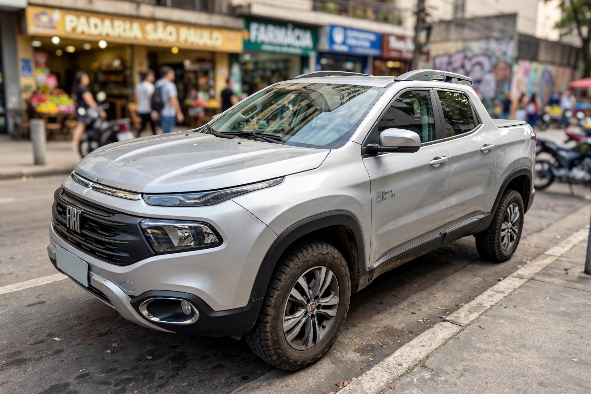 used car dealership showroom comprar fiat toro neves