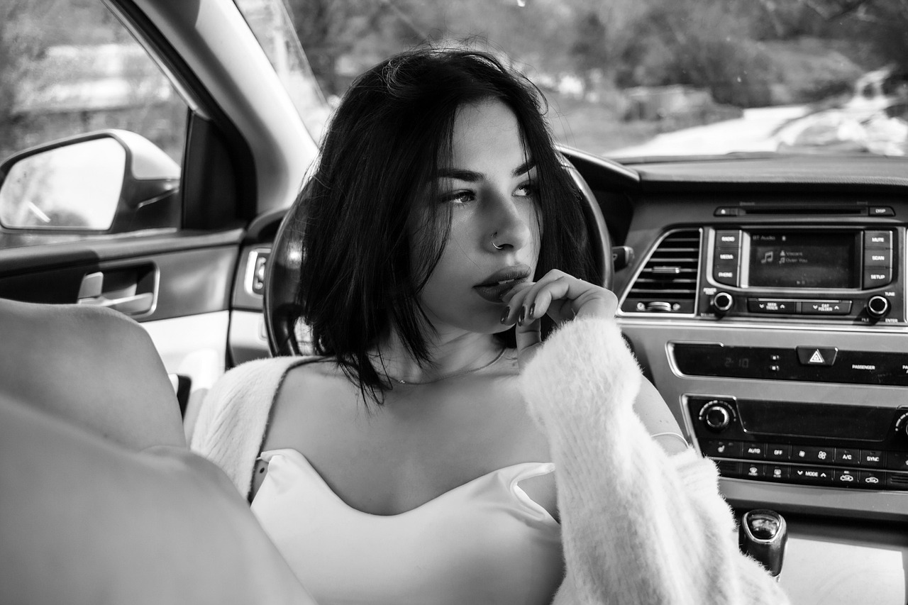 girl, car wallpapers, car, longhair, skin, face, lips, sonata, hyundai, white, sunny