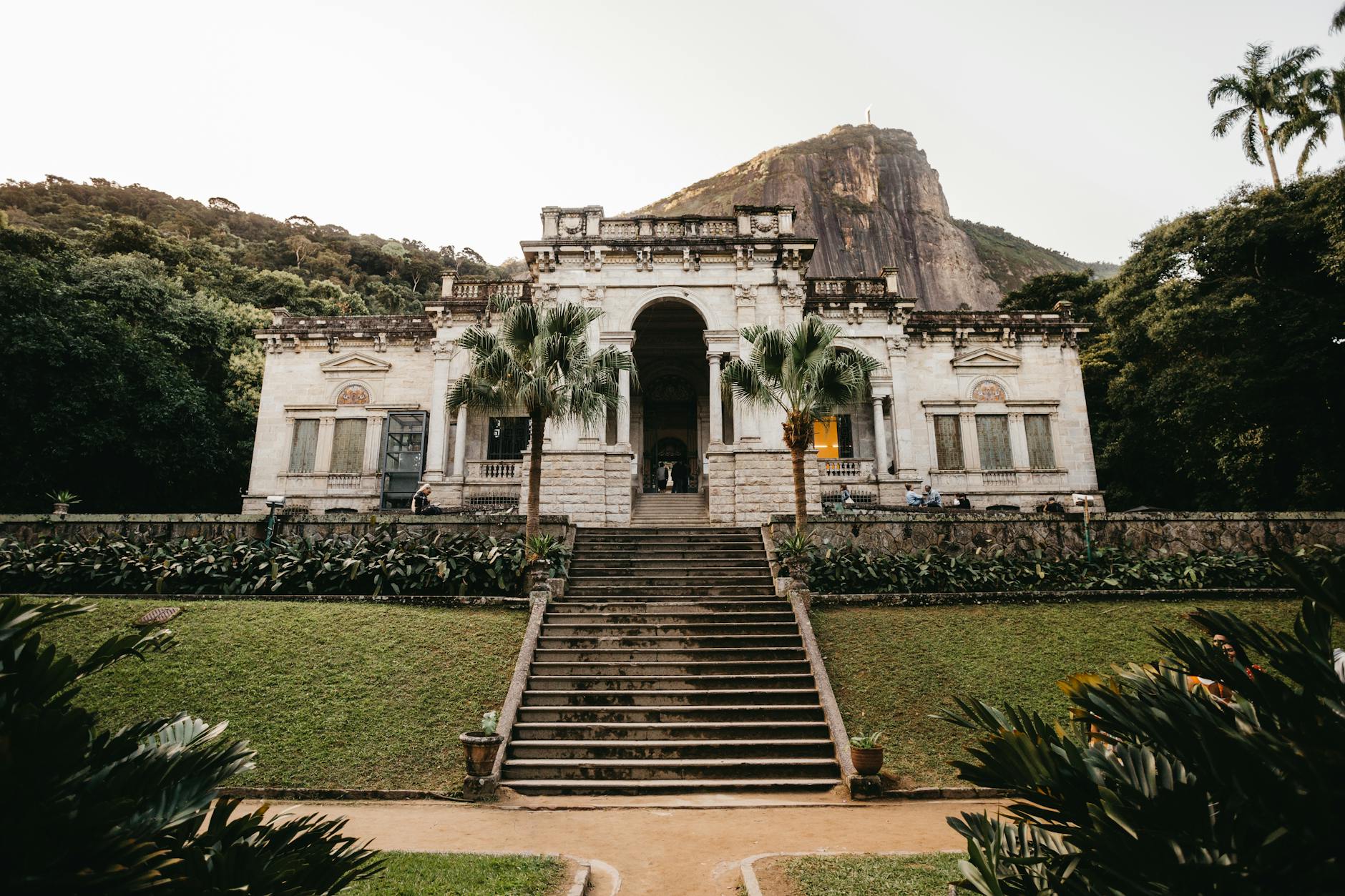 Entrada do Tribunal de Justiça