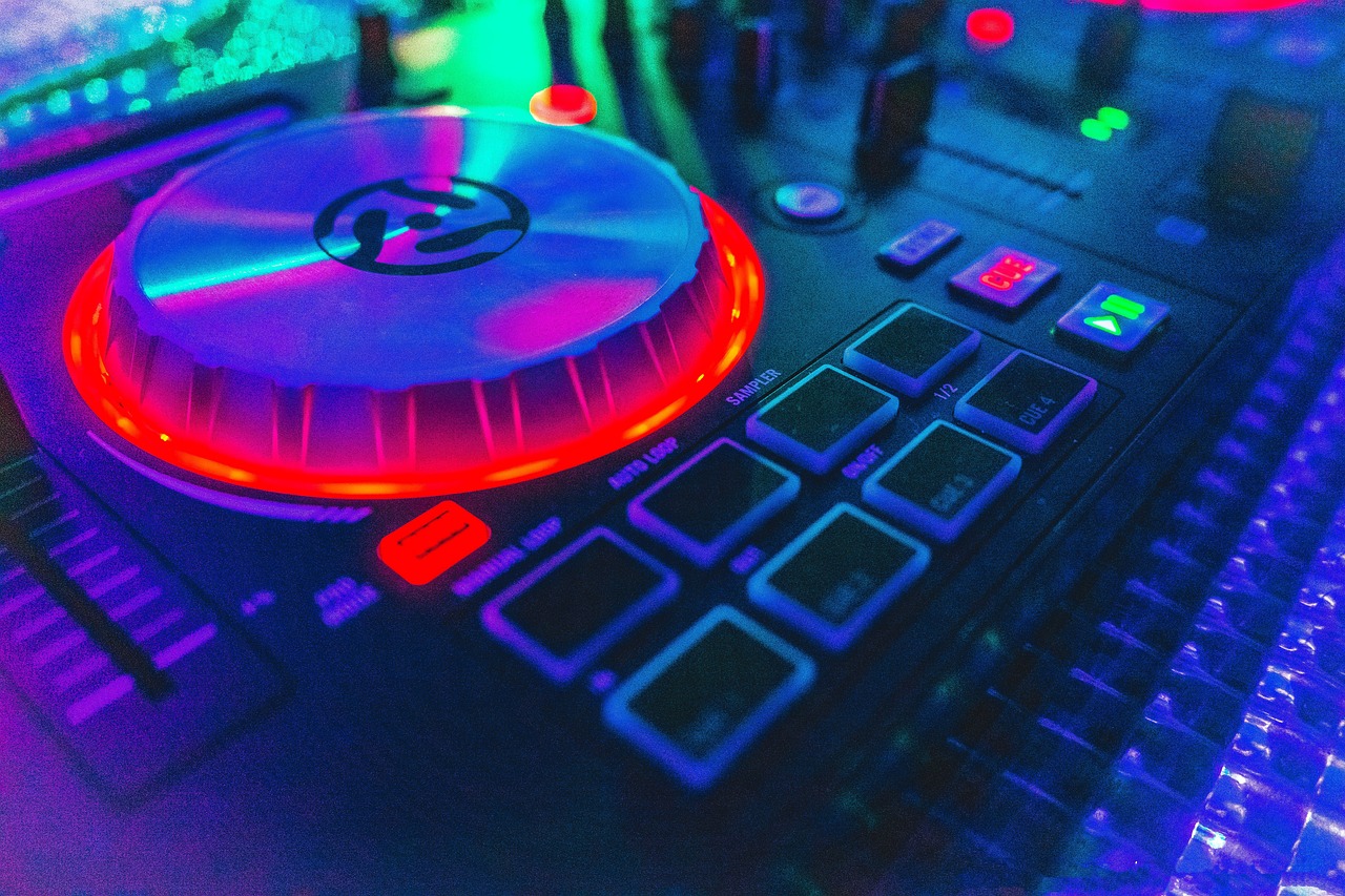 dj, music, disco, vinyl, audio, volume, equipment, discotheque, sound studio, turntable, microphone, hub, studio, stereo, entertainment, techno, mixer, festival, rave, headphones, sl3p3r, sickstreetphotography, mix, dance, deejay, techno, techno, techno, rave, rave, rave, rave, rave