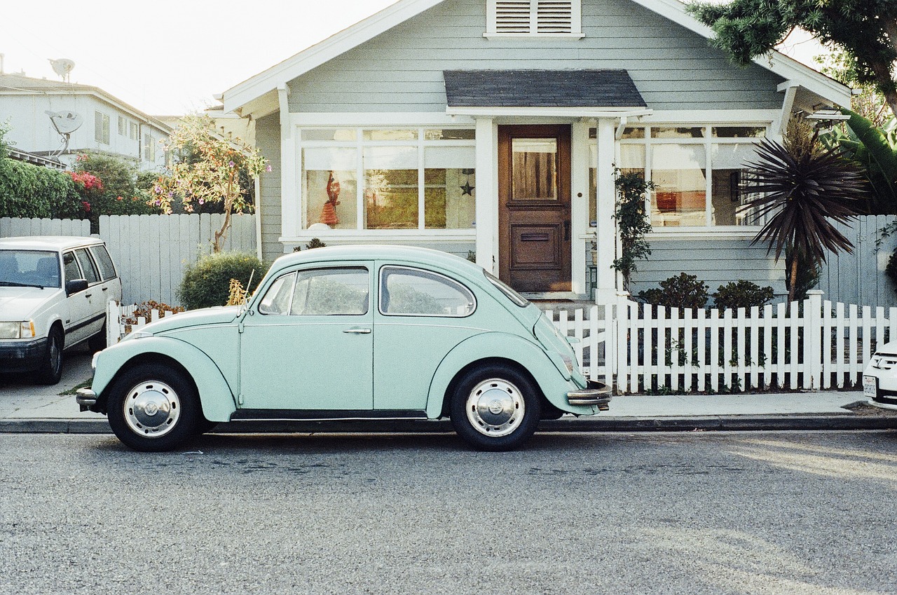 vw beetle, volkswagen, classic car, car, vintage, oldtimer, vehicle, automobile, old, auto, car wallpapers, classic, transport, transportation, drive, house, street