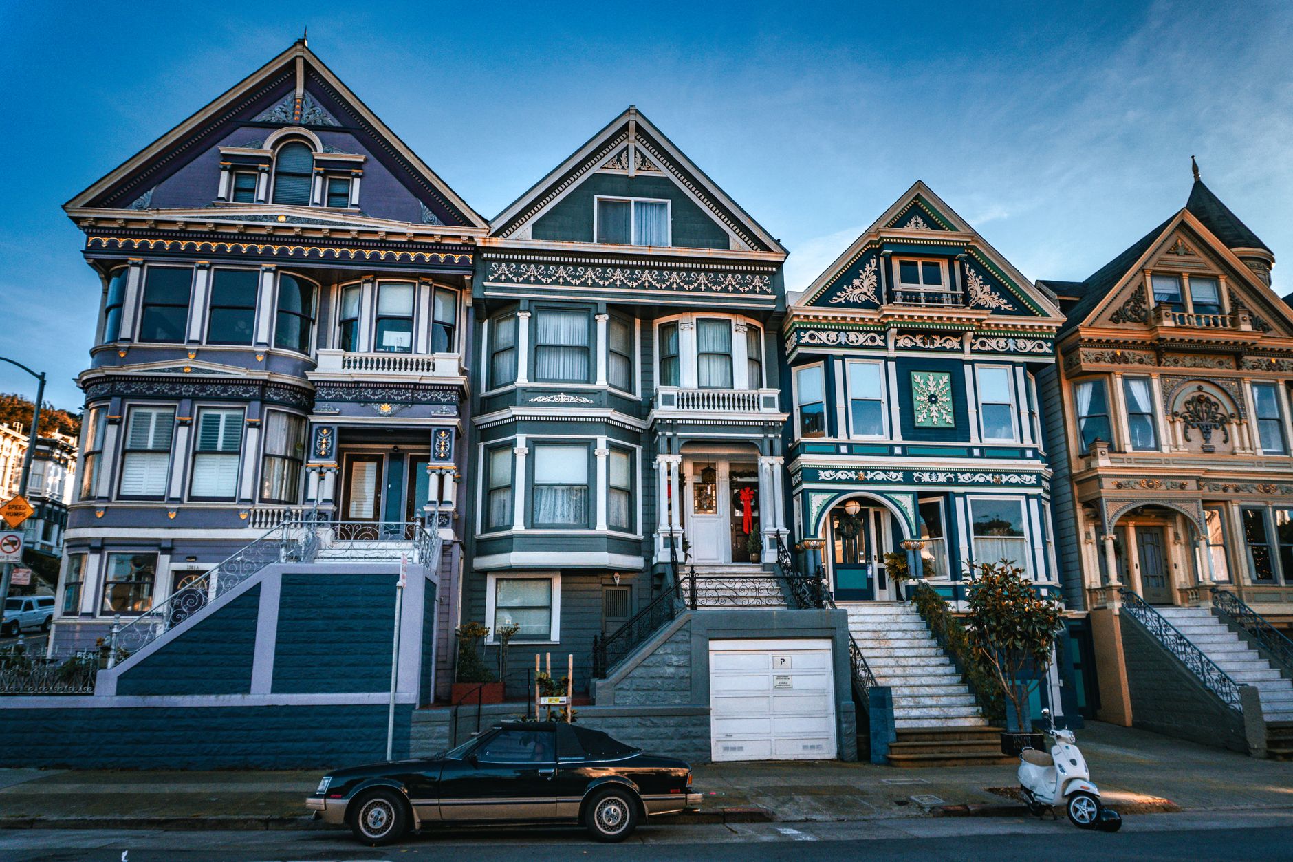 Charming Painted Ladies in San Francisco's iconic Alamo Square neighborhood.